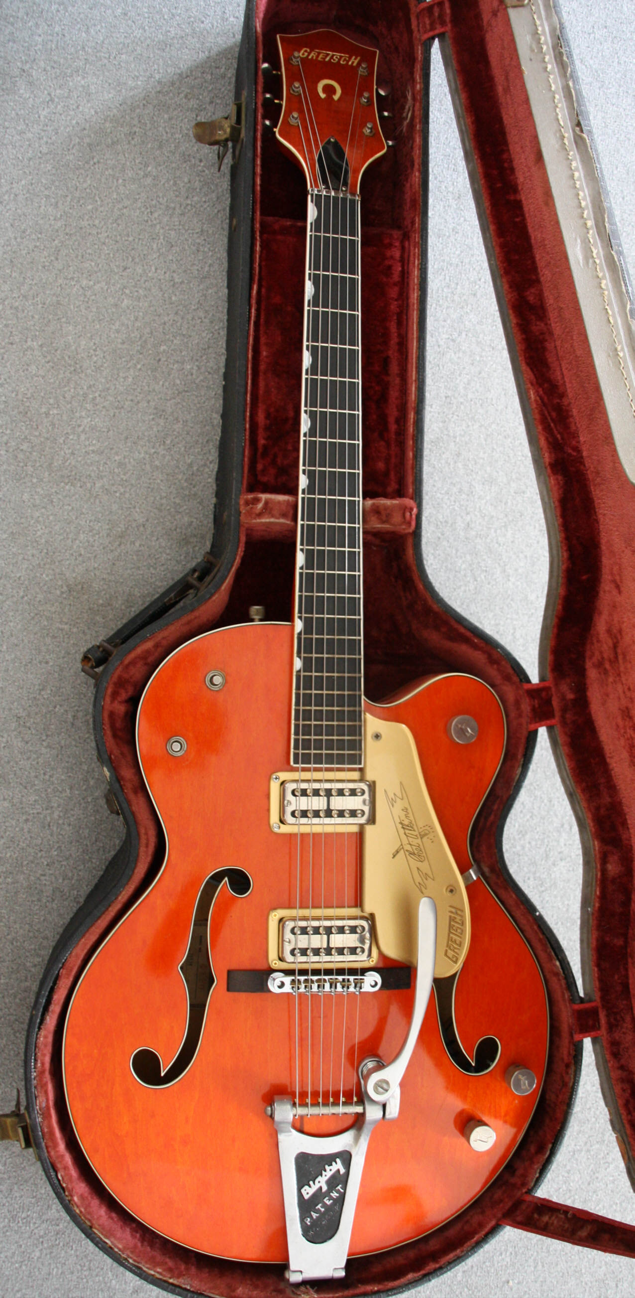 Gretsch 6120 1958 1.jpg